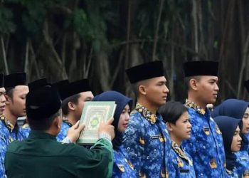 ASN Diusulkan Pensiun Usia 70 Tahun, Akademisi: Ini Negara Mau Mundur