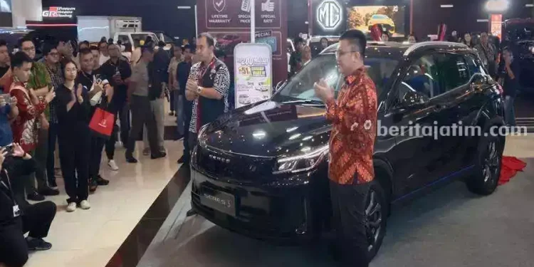 SUV Listrik Ramah Lingkungan Resmi Meluncur di IIMS Surabaya 2025