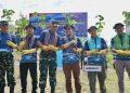 Pelindo dan TNI AL Tanam 5000 Pohon di Embung Noelpopo