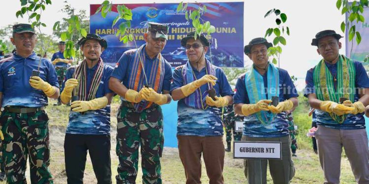 Pelindo dan TNI AL Tanam 5000 Pohon di Embung Noelpopo