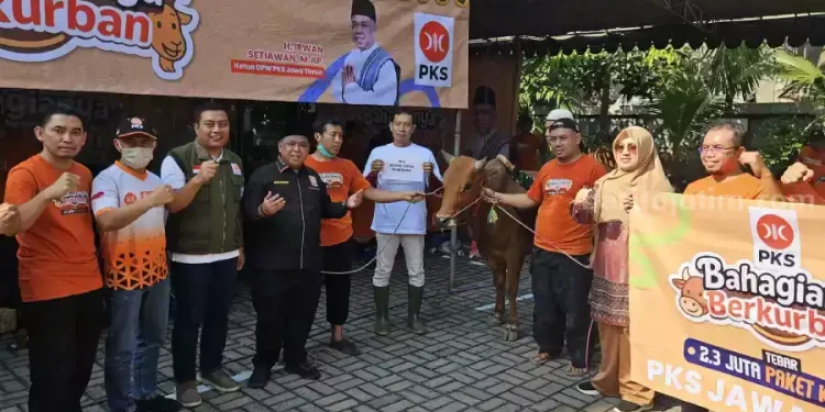 Berkurban Bahagia, 175250 Paket Daging Disalurkan di Jatim