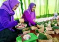 PKB Ponorogo Pilih Besek Bambu untuk Distribusi Daging Kurban Tanpa Plastik