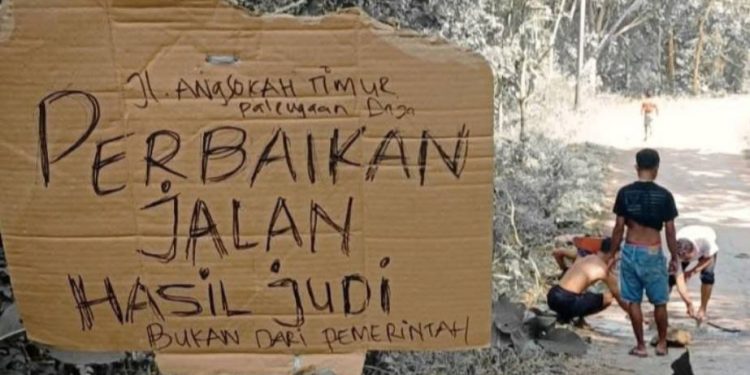 Isu Infrastruktur Jalan Dalam Survei 100 Hari Kerja Bupati dan Wakil Bupati Pamekasan