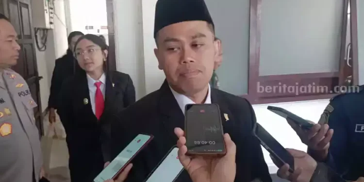 Wali Kota Blitar Pastikan Tarif Parkir Motor Tidak Berubah Rp2.000