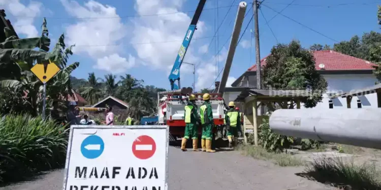 Jalan Bandealit Jember Mulus dan Teraliri Listrik di Era Bupati Hendy dan Fawait