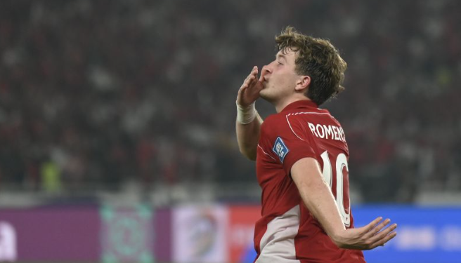 Gol Penalti Romeny Bawa Indonesia Menang atas China di GBK