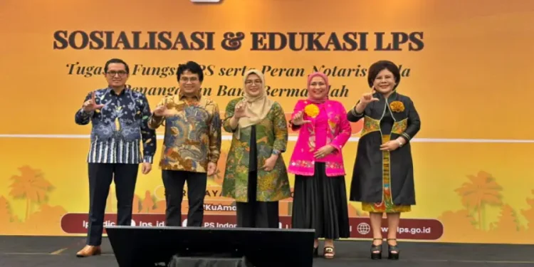 Sosialisasi Penanganan Bank Bermasalah oleh LPS kepada Ratusan Notaris di Jawa Timur