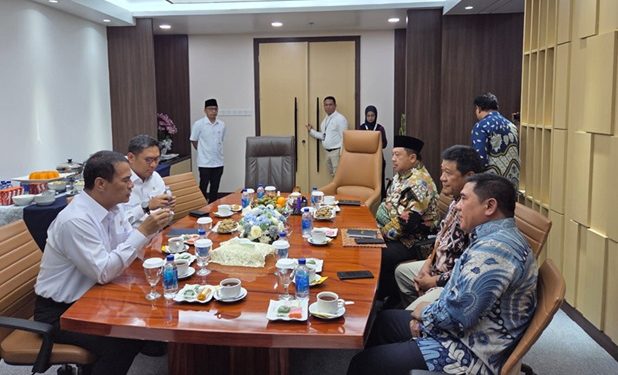 Audiensi Bupati Jombang dengan Menteri Pertanian Bahas Ketahanan Pangan dan Generasi Milenial