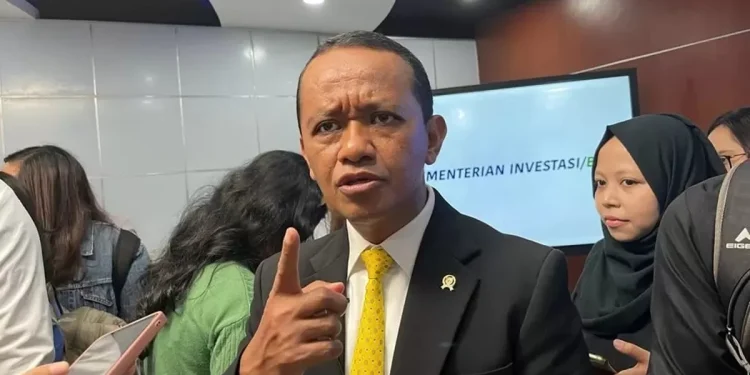 Bahlil Marah pada Dirjen dan Dirut PLN, Data Penerima Bantuan Listrik Berbeda Dua Kali Lipat