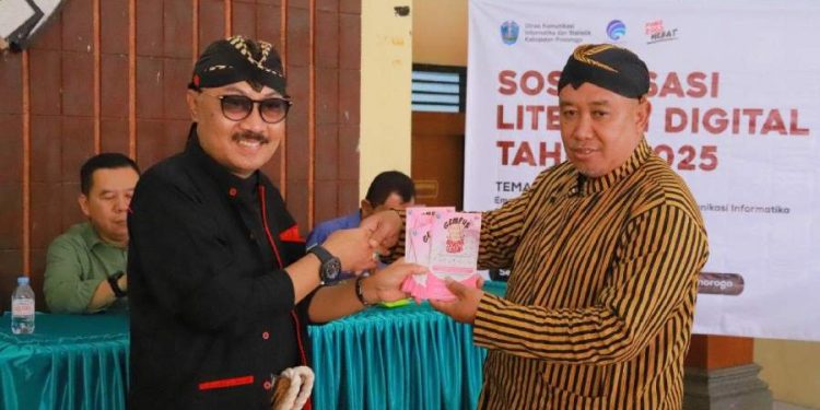 Ponorogo Perangi Rokok Ilegal Melalui Literasi Digital untuk Warga