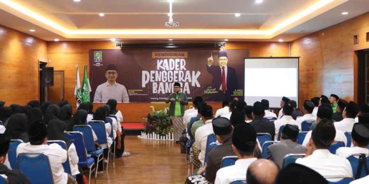 Pelatihan Anak Muda di Malang untuk Menjadi Pemimpin Masa Depan Tanpa Politik Transaksional
