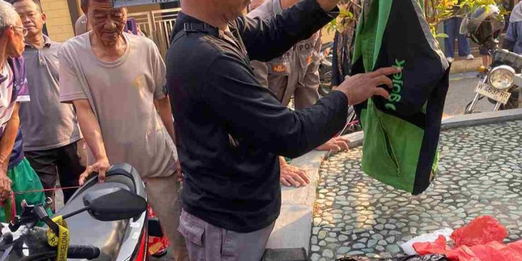 Warga Surabaya Neat Akhiri Hidup di Area Masjid Perum GKB