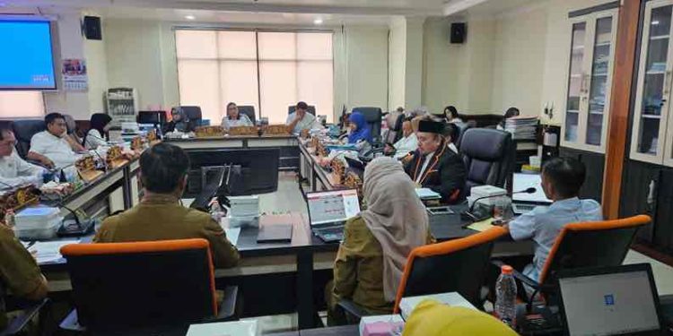 Belanja Pendidikan Surabaya Dinilai di Bawah Standar Pemkot Klaim Sudah Meningkat 20 Persen