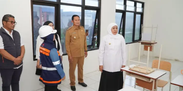 Sekolah Rakyat di Lamongan Paling Siap Beroperasi di Jawa Timur Menurut Khofifah
