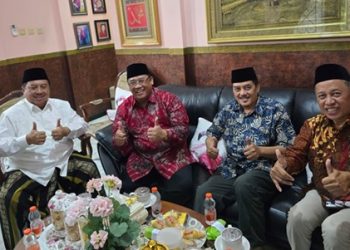 Bupati Jombang Sampaikan Duka Mendalam atas Wafatnya Ali Fikri