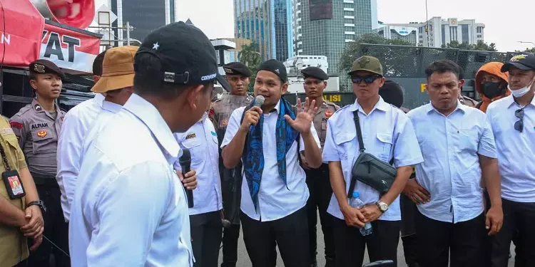 RDP Komisi II Tidak Diskusikan Nasib Honorer R2 dan R3, Jubir Aliansi Tunjukkan Video Berulang kali