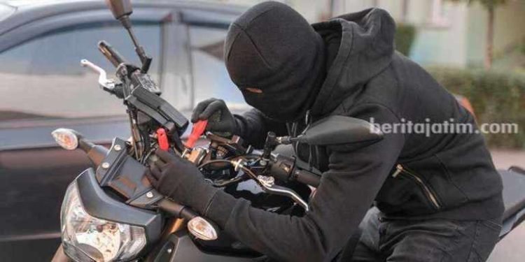 Dua Bandit Curanmor Sukolilo Mengaku Menjual Motor di Surabaya Utara