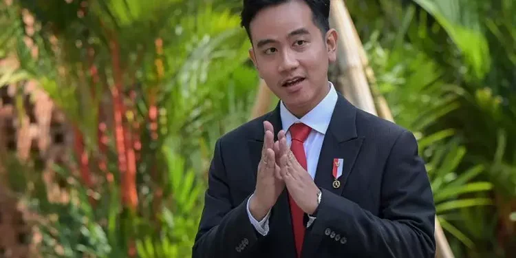 Gibran Mendapat Tugas Khusus di Papua, Dandhy Laksono Peringati Bahaya Perampasan Tanah Adat