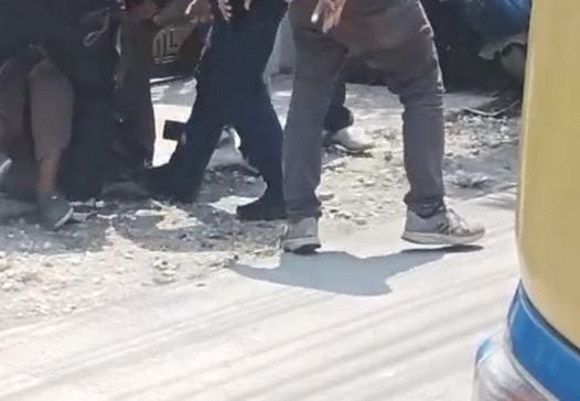 Sopir Truk Dipukul Bersama-sama, Pelaku Diduga Penagih Utang