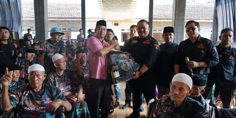 Bulan Kemerdekaan RI DPD Grib Jaya Jatim Gelar Bakti Sosial di Griya Lansia Malang