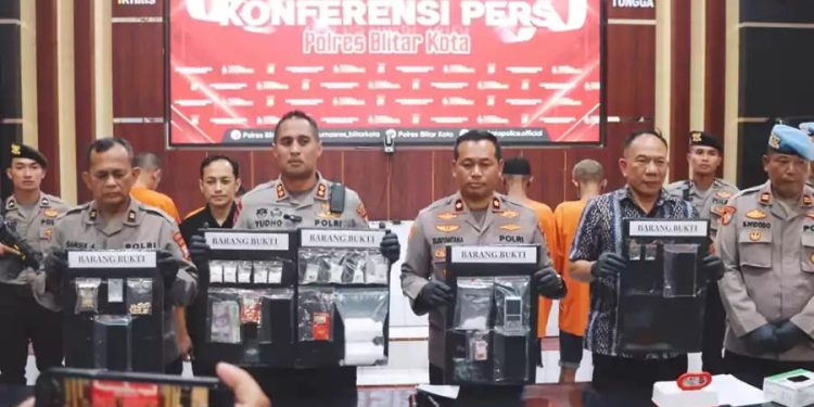 Narkoba Terkait Tambang Pasir Blitar, Polisi Amankan Belasan Gram Sabu