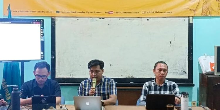 Catatan LBH Surabaya tentang Salah Tangkap dan Kekerasan dalam Demonstrasi Agustus 2025