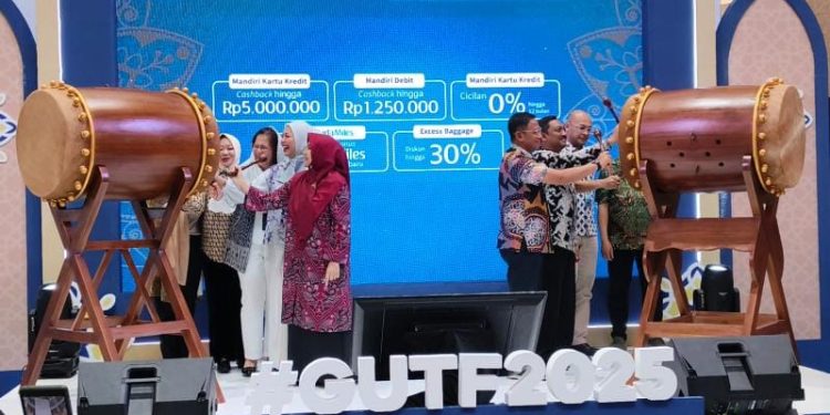 Pasar Umroh Jatim Potensial, Festival Umrah di Surabaya oleh Garuda Indonesia