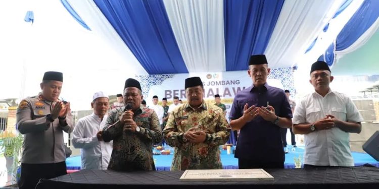 Peresmian Pondok Pesantren Al-Muhajirin di Lapas Jombang oleh Bupati Warsubi