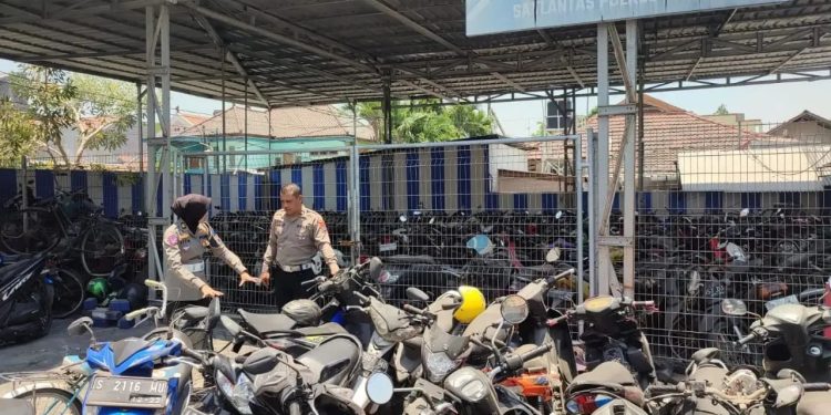192 Motor dan 9 Mobil Mangkrak di Polres Gresik, Pemilik Belum Mengambil