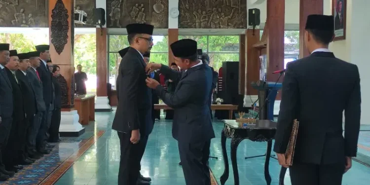 Khemal Pandu Pratikna Dilantik Sebagai Kepala Dinas Pendidikan Pacitan