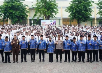 Bupati Sidoarjo Serahkan SK kepada 3862 Tenaga Penggawai P3K