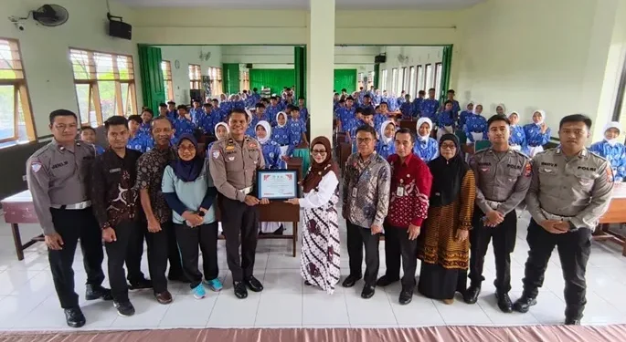 Polres Malang Raih Penghargaan Upaya Meningkatkan Keselamatan Lalu Lintas Pelajar