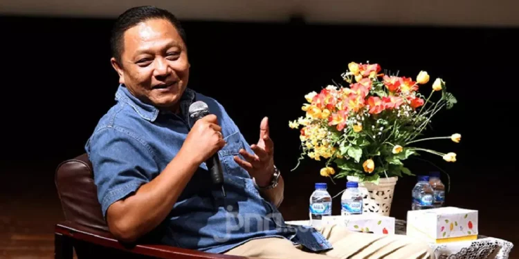 Pengaruh Jokowi dan Pernyataan Adhie Massardi tentang Bobby Nasution di OTT
