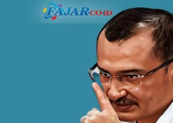 Asrul Sani Tunjukkan Ijazah dengan Berani, Jokowi? Ferdinand Hutahaean Ragu