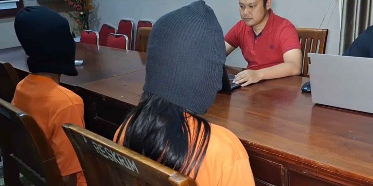 Anak Durhaka Pasutri Jual Motor Ibu Seharga Rp4,5 Juta Ditangkap Polisi
