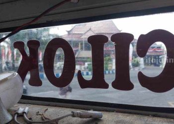 Alun-alun Jember Terlihat Semrawut dan Tidak Rapi