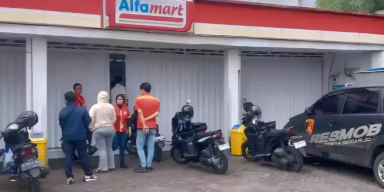 Komplotan Pembobolan Minimarket di Ketajen Gondol Rokok dan Hapus Jejak CCTV
