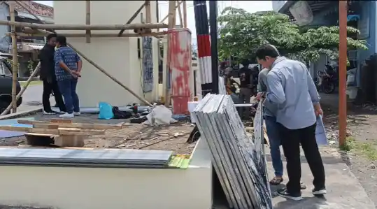 Pelaksana Proyek Tugu Batas Kota Probolinggo Dikenakan Denda Karena Tenggat Terlewati