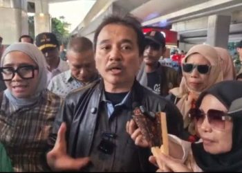 Dokumen Gelar Perkara Tidak Boleh Diamati Ketebalan Kertas Ijazah Jokowi Diduga Palsu