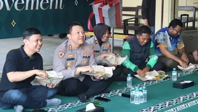 Sinergi Kondusifitas, Polres Mojokerto Kota Gelar Sarapan Bareng 100 Ojol