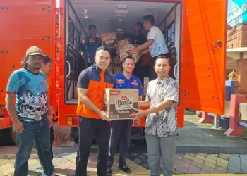 Bantuan Makanan Siap Saji dari Warga Mojokerto untuk Bencana Sumatra oleh Ning Ita