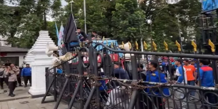 Buruh Minta Revisi Kepgub Upah oleh Dedi Mulyadi, Ancam Konvoi ke Istana