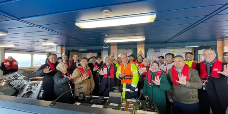 Lifting Pertama 1 Juta Barel Minyak Dari Aljazair ke Indonesia