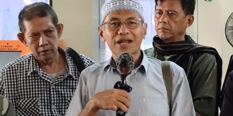 Jokowi Dinilai Sebagai Pengkhianat Negara oleh Rizal Fadillah