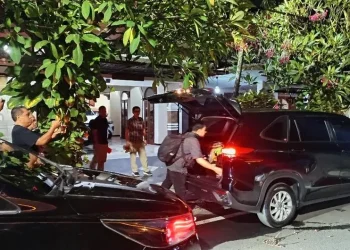 Geledah Rumah Pribadi Wali Kota Madiun Nonaktif Maidi oleh KPK