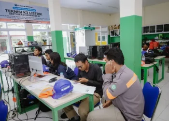 Perkuat Kompetensi Warga Gresik Lewat Sertifikasi Industri di Freeport Indonesia