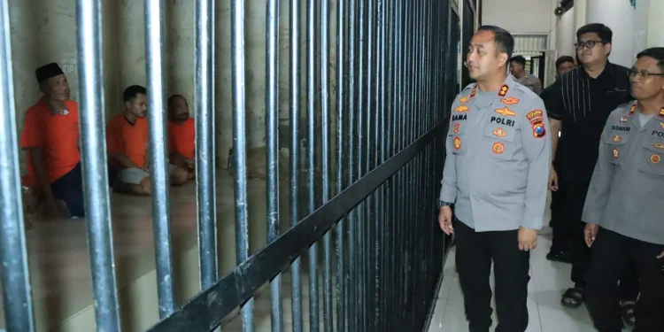 Tinjauan Kapolres Gresik terhadap Rutan dan Dialog Keamanan dengan Warga Binaan