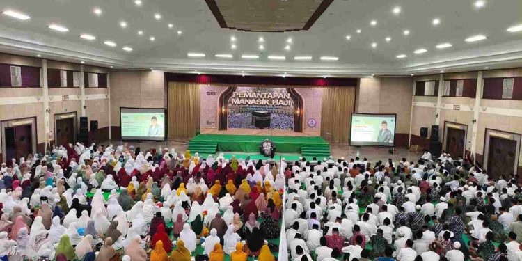 Pabrik Tuban Fasilitasi Manasik Haji Gratis untuk Ribuan Calon Jamaah