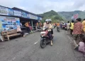 Libur Panjang Meningkatkan Penjualan Nanas di Wisata Gunung Kelud Kediri