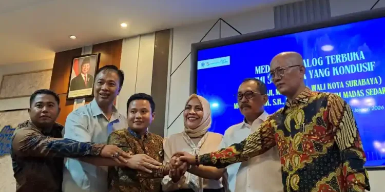 Mediasi di Unitomo, Ketua Madas Cabut Laporan ke Polda Jatim Setelah Bertemu Armuji